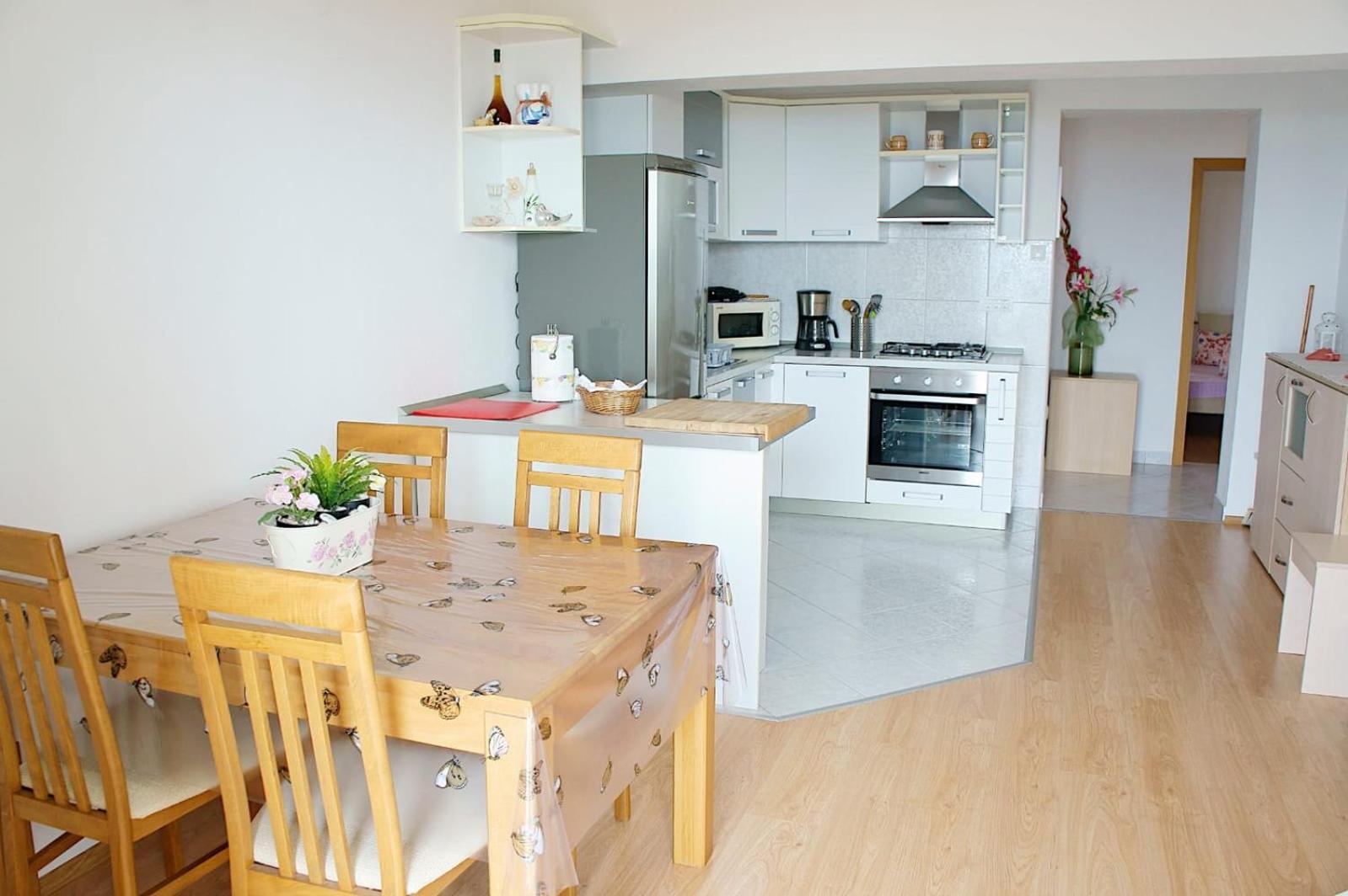 Apartments Permida Dramalj Luaran gambar